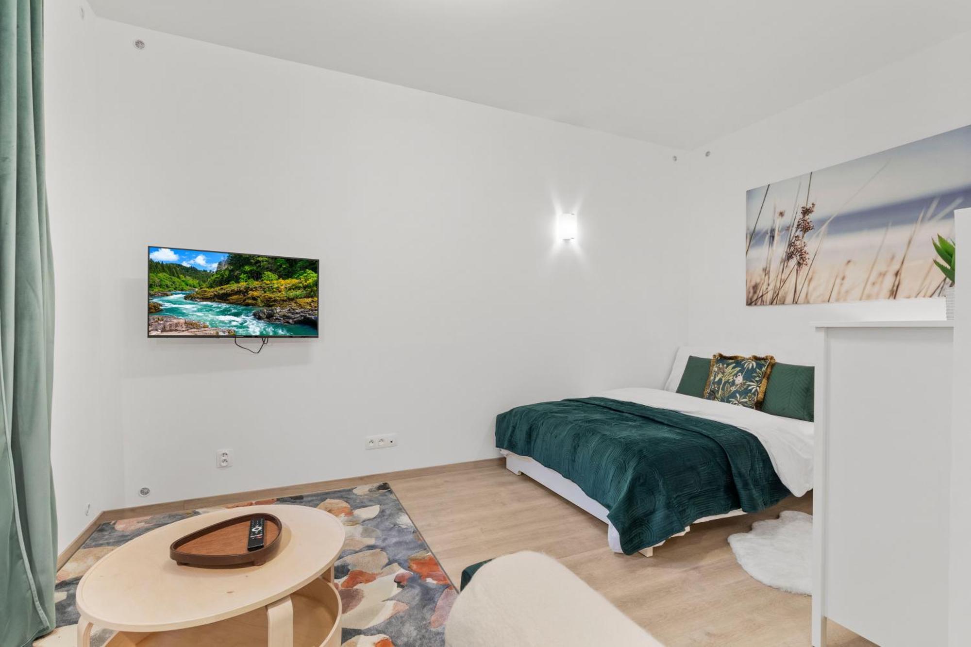 Garden Haven Studio In Old Town Bratislava Esterno foto
